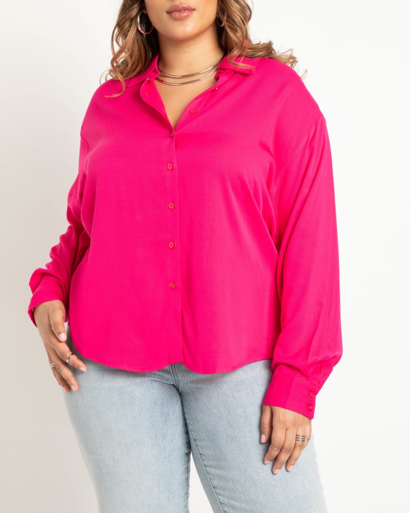 Side of a model wearing a size 14 Button Down Top in Pink Peacock by ELOQUII. | dia_product_style_image_id:290239